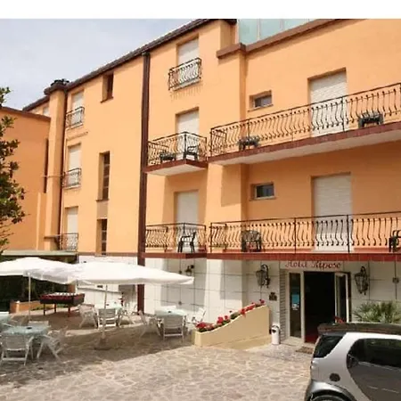 Riposo Hotel