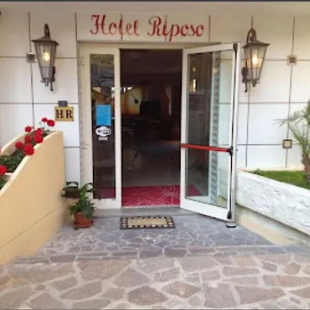 Riposo Hotell