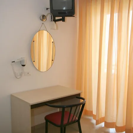 Hotel Riposo 3*