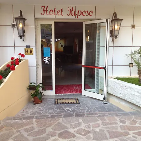 Riposo Hotel